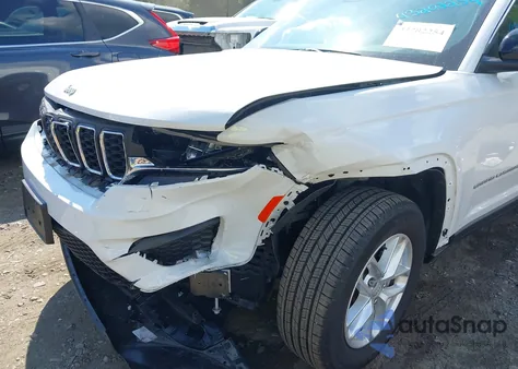 2025 Jeep Grand Cherokee Laredo X 4X4 из США, поврежденный, VIN 1C4RJHAG2SC294792